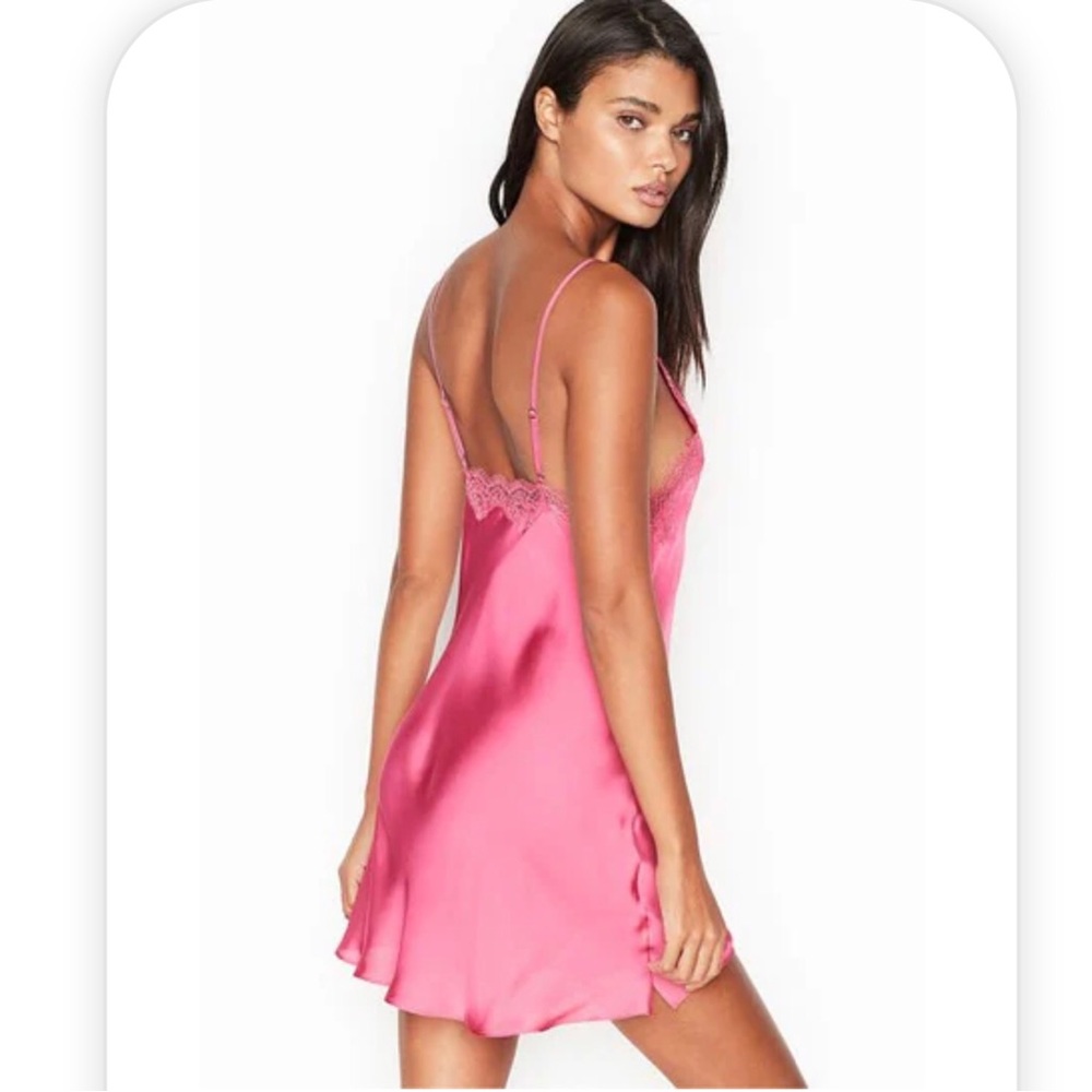 ✧ VICTORIA’S SECRET PINK SATIN LACE SLIP DRESS ✧